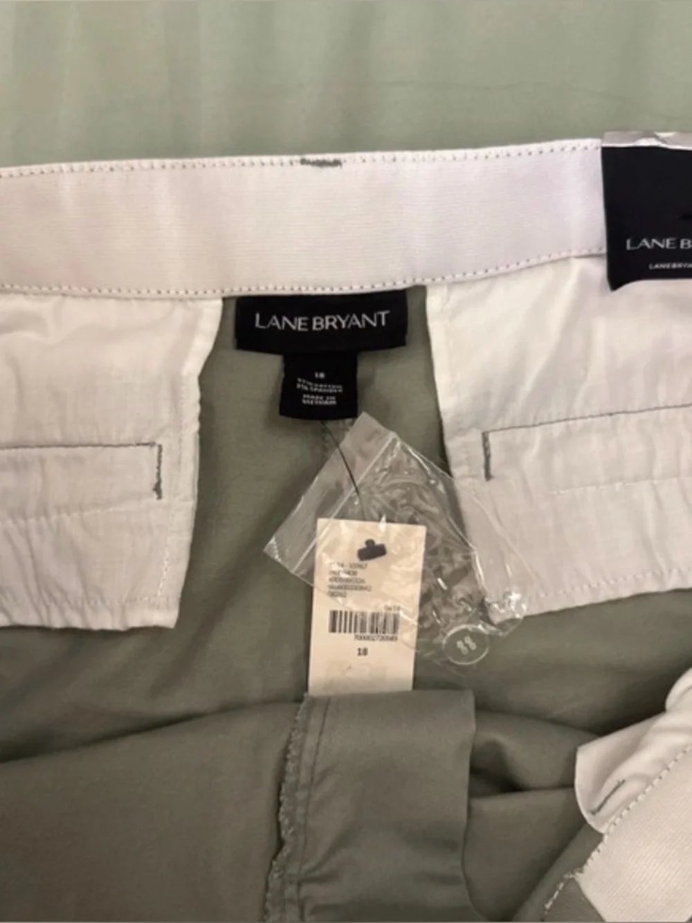NWT Lane Bryant Girlfriend Shorts Size 18 Green